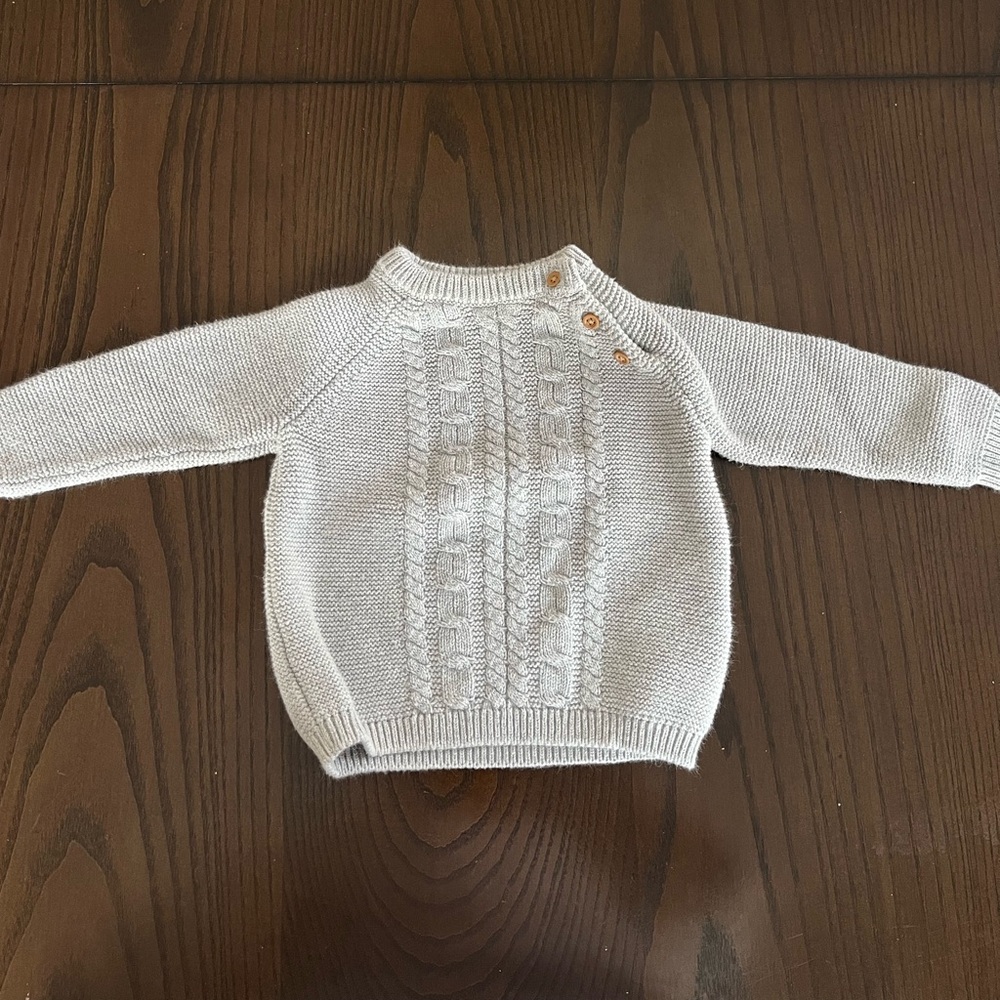 Carter’s Warm Baby Grey Sweater | Size 6M